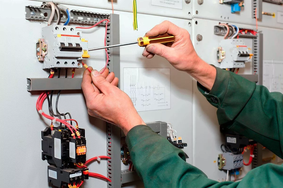 Elektriker Notdienst: Ihre schnelle Lösung bei Stromausfällen